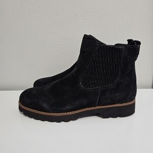 Earthies Black Suede Ankle Boots